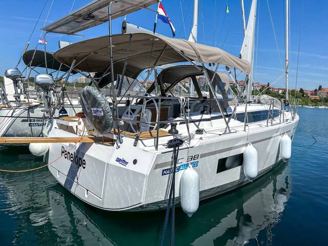 Bavaria C38 Penelope